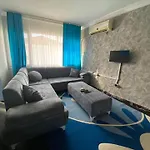Smirnapalasapartotel