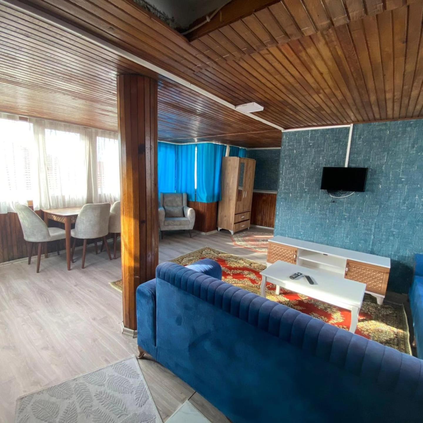 Appart hôtel Smirnapalasapartotel *